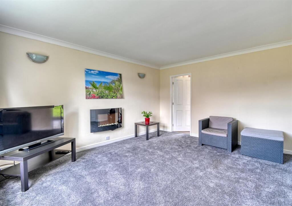 9 Fair Lawn-4.jpg