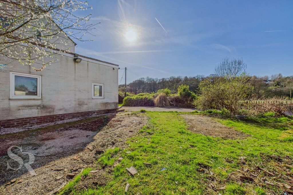 Rear Garden and Side Aspect