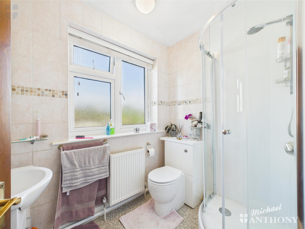 CAM03218G0-PR0629-STILL014