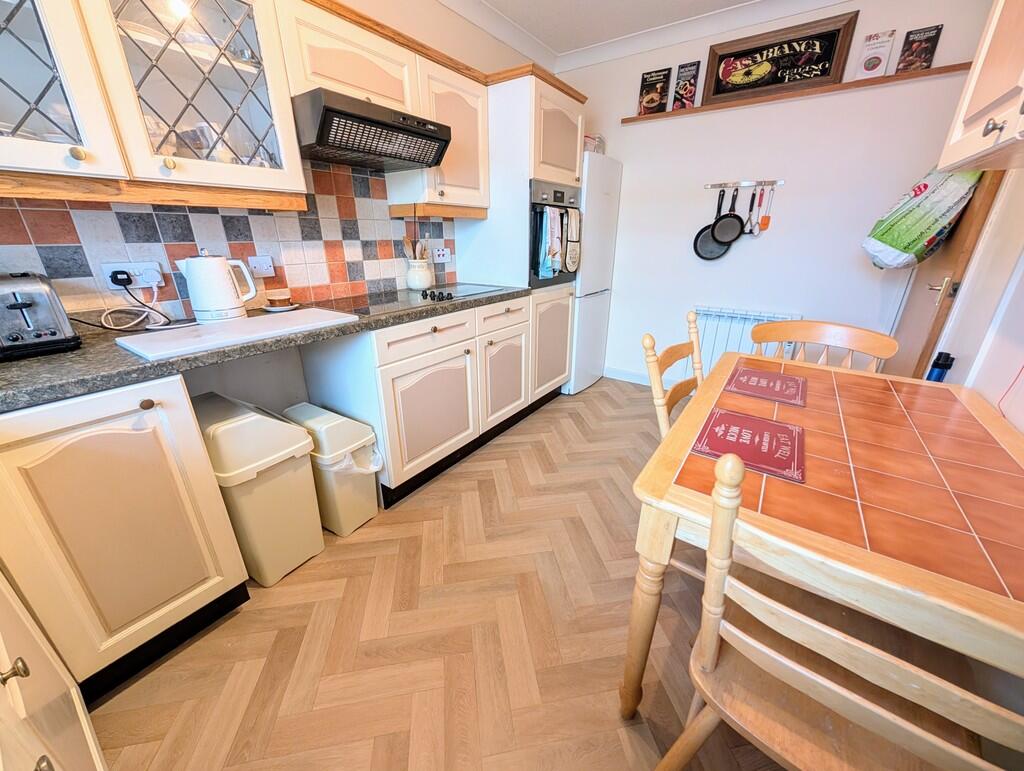 PXL_20251022_0849...