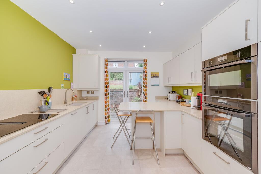 KITCHEN, DINER AND LIVING ROOM