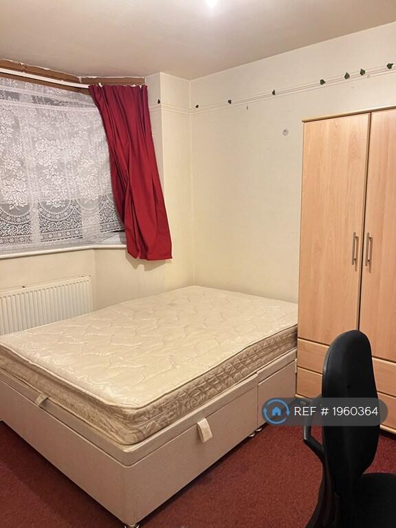 Room1