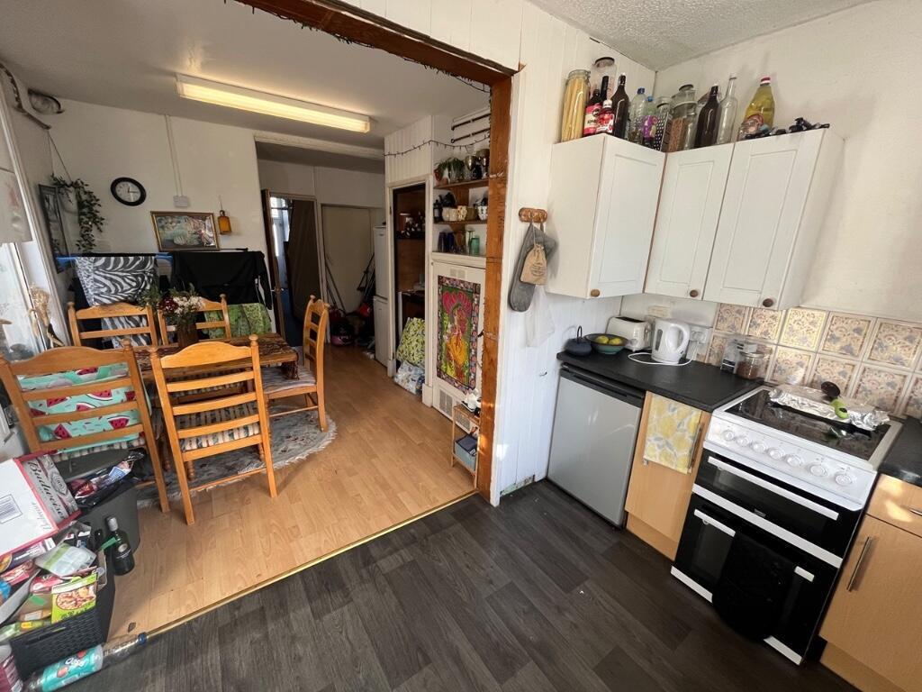 Open plan kitchen.jpeg