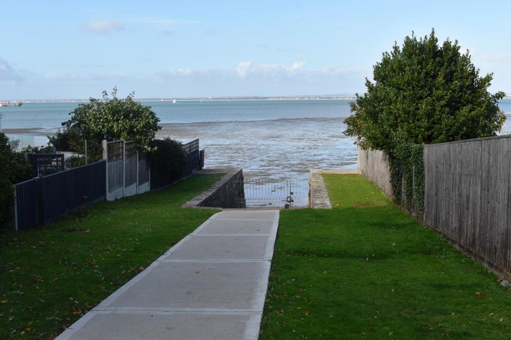 SLIPWAY.JPG