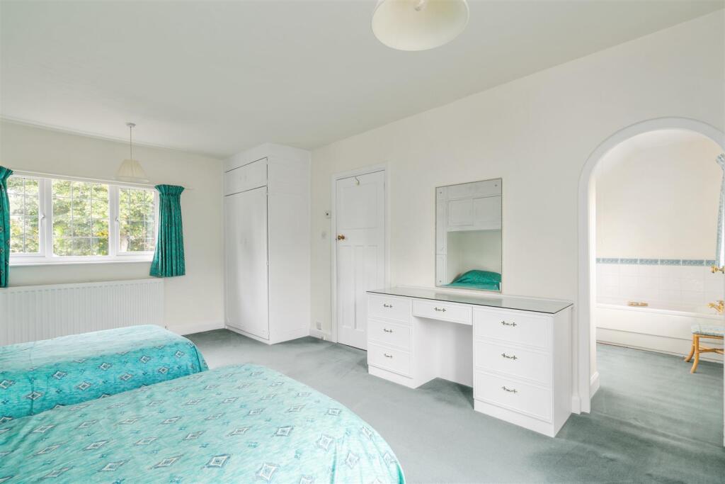 15 Brueton Avenue_36.jpg