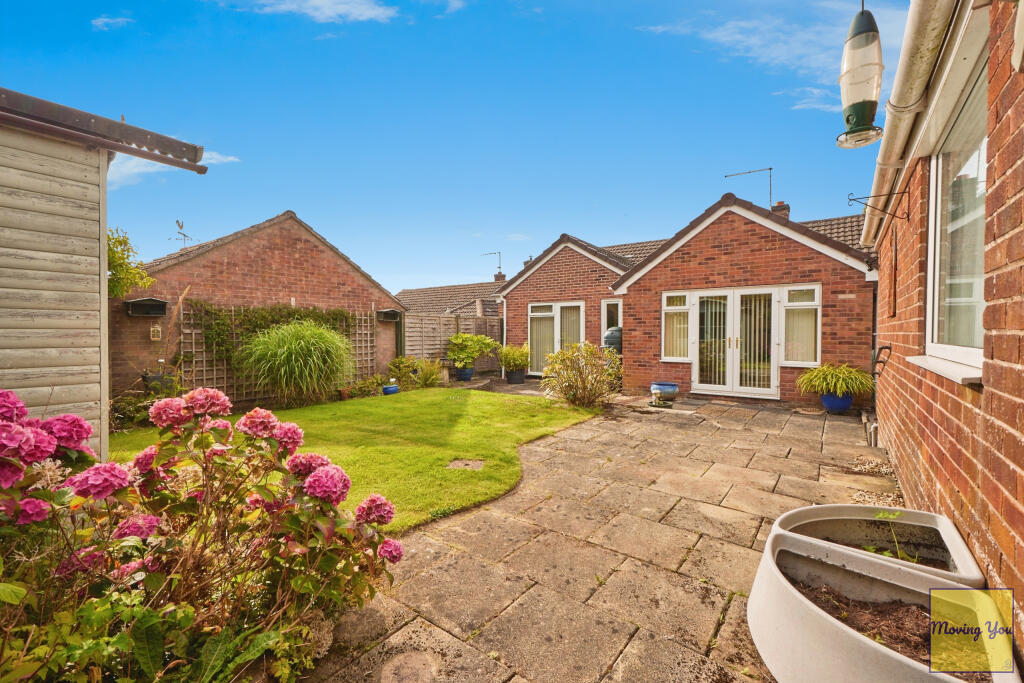 ccc5d132-REAR 20GARDEN 2012