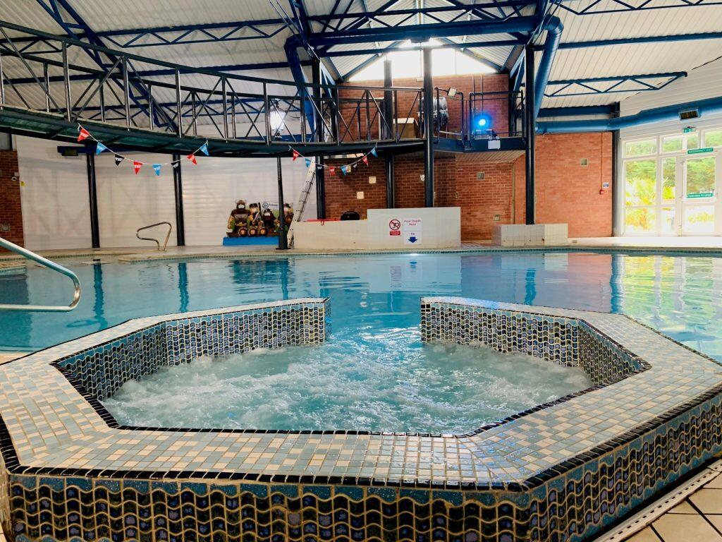 Swimming Pool 1.jpg