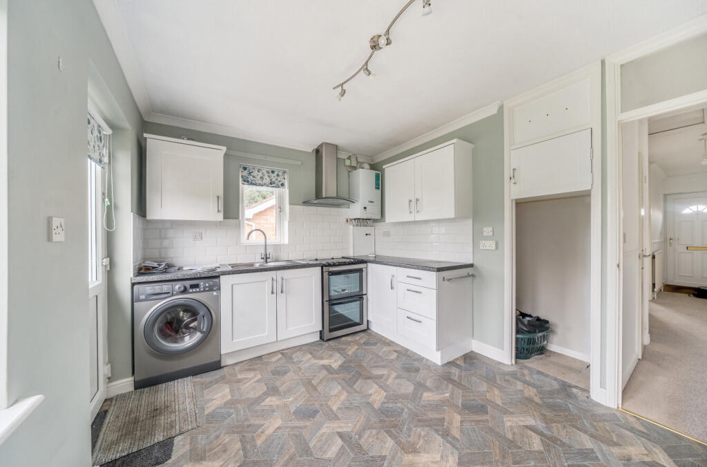 1393483-1-694310e...