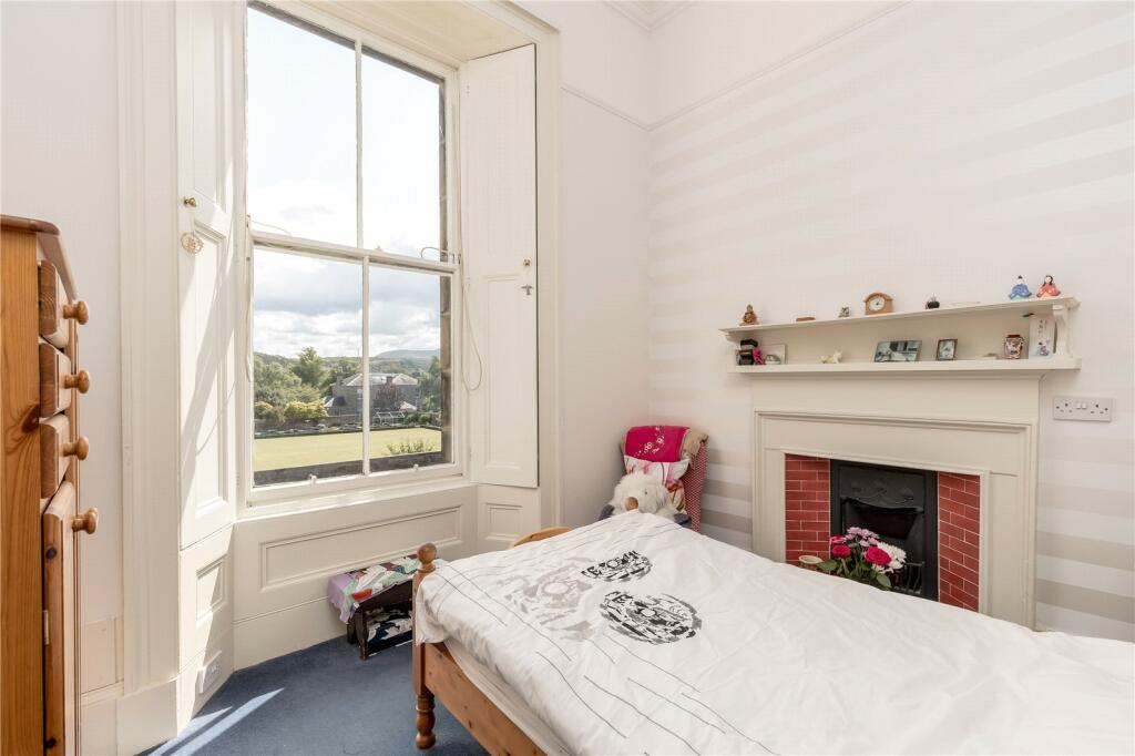 Double Bedroom 4
