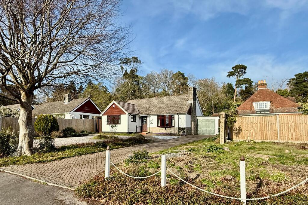 2 Bed Detached Bungalow