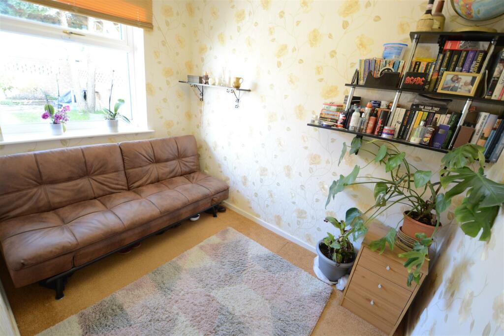 Bedroom 3 (rear)