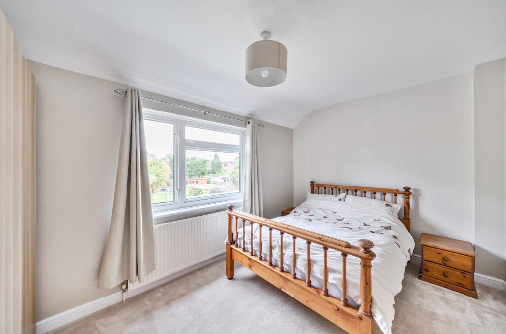 1305470-13-6846d3...