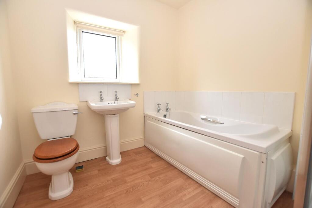 Bathroom.JPG