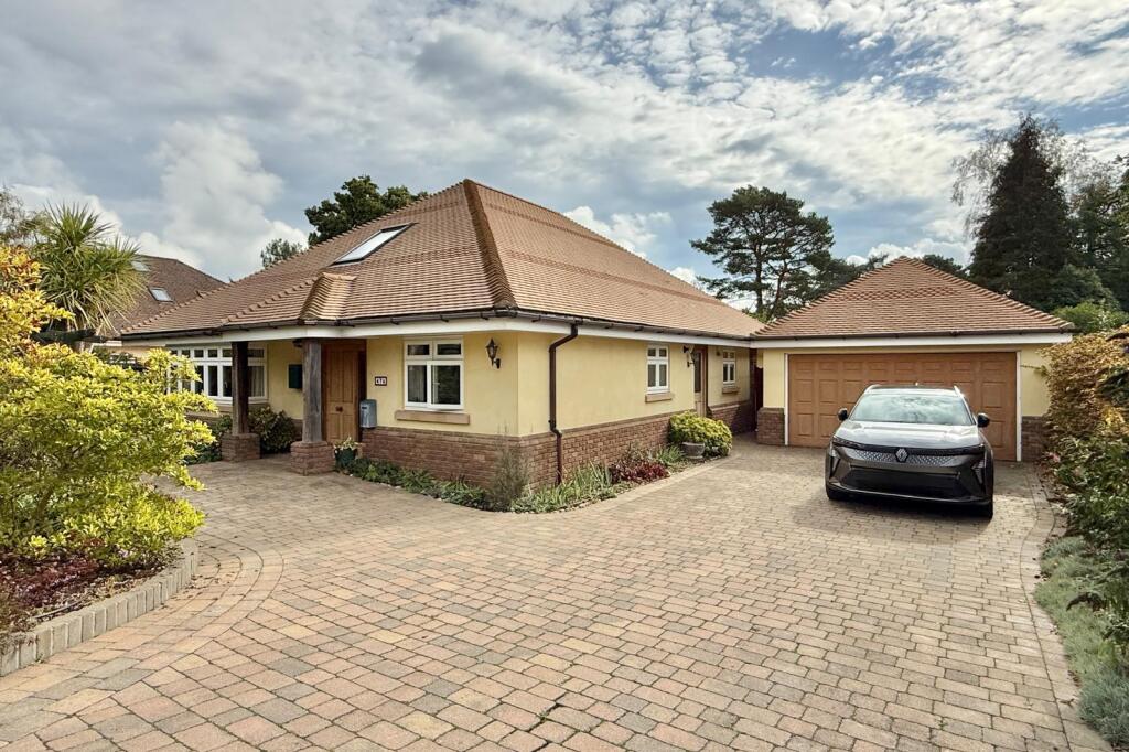 4/5 bedroom chalet house