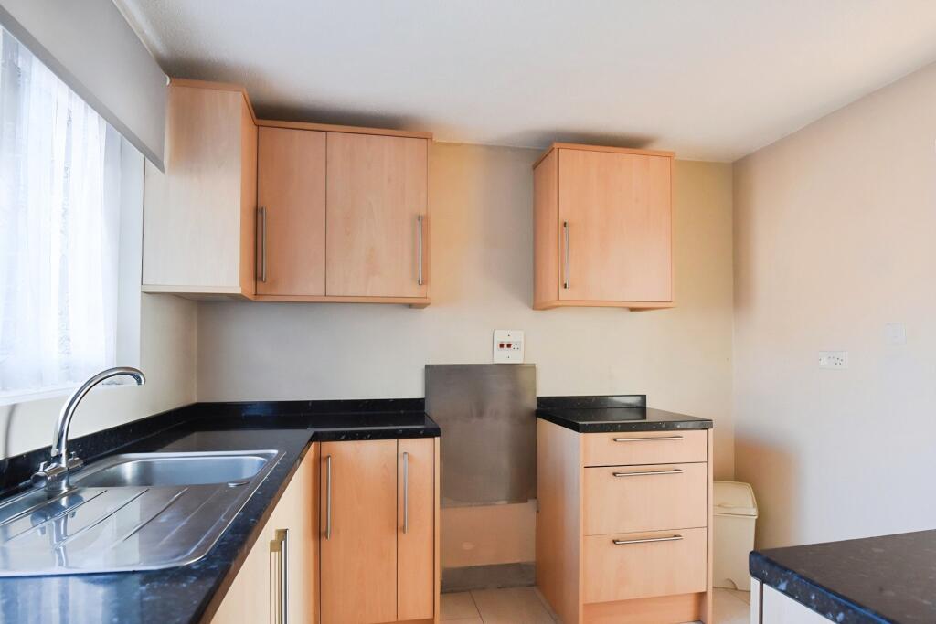 Kitchen to Lounge