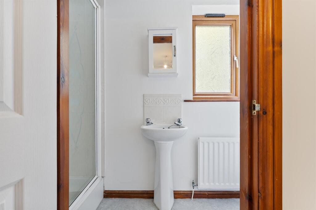 En Suite Shower Room