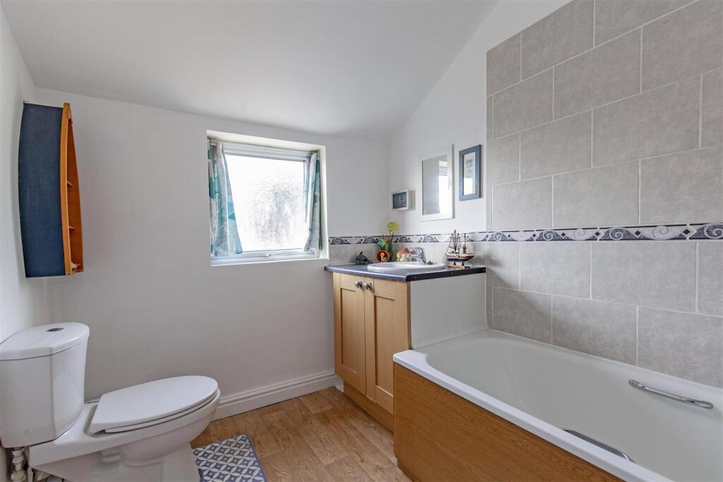 Bathroom-1.jpg