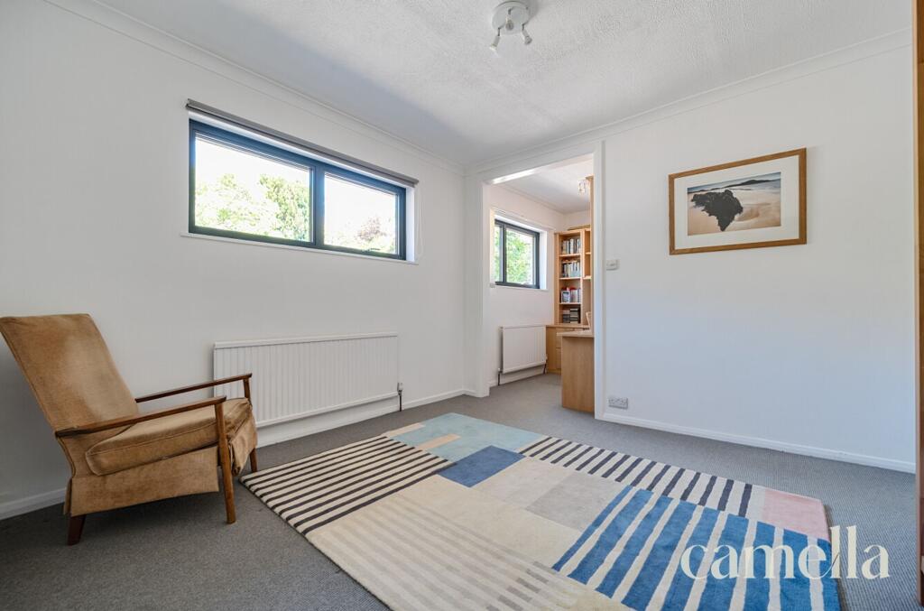 BEDROOM 5/STUDY
