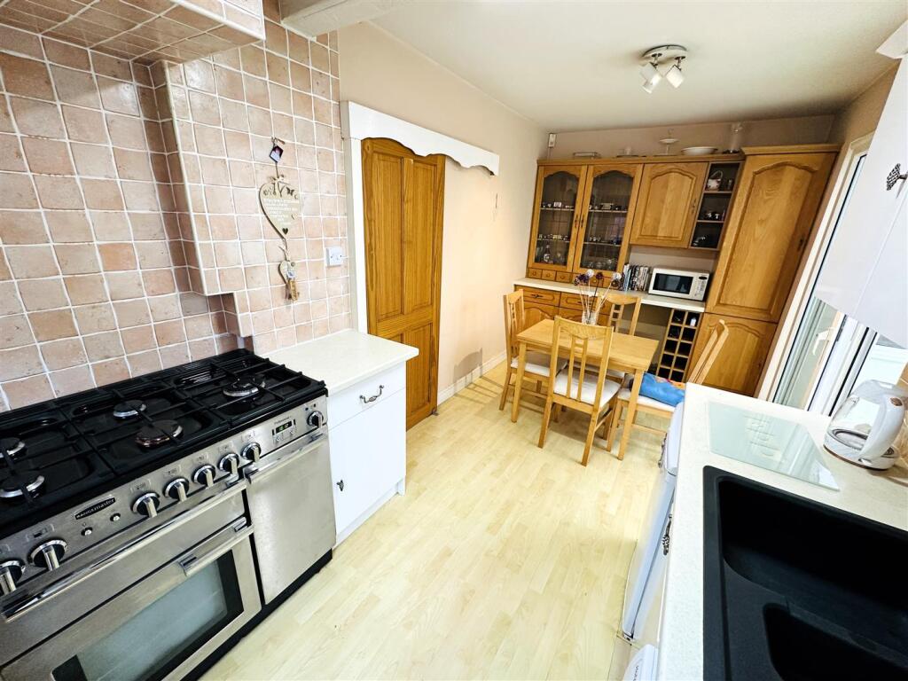 Kitchen Diner