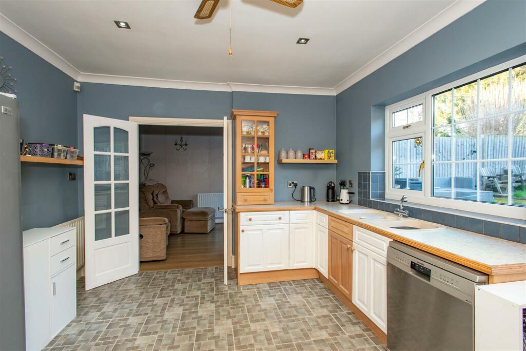 2024.02.12 67 Cloonmore Ave, BR6 9LG-3691.jpg