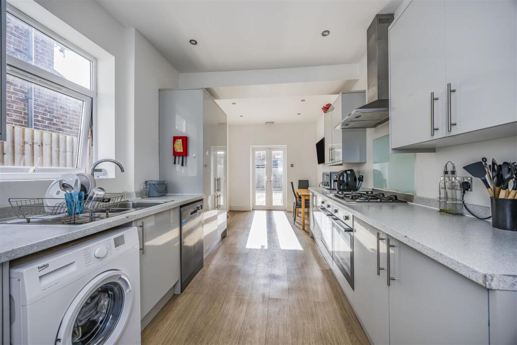 184 Fawcett Road, Southsea-PorticoMarketing-Nexa-1