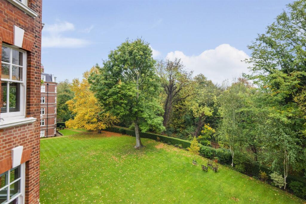 Commeral Gardens.jpg