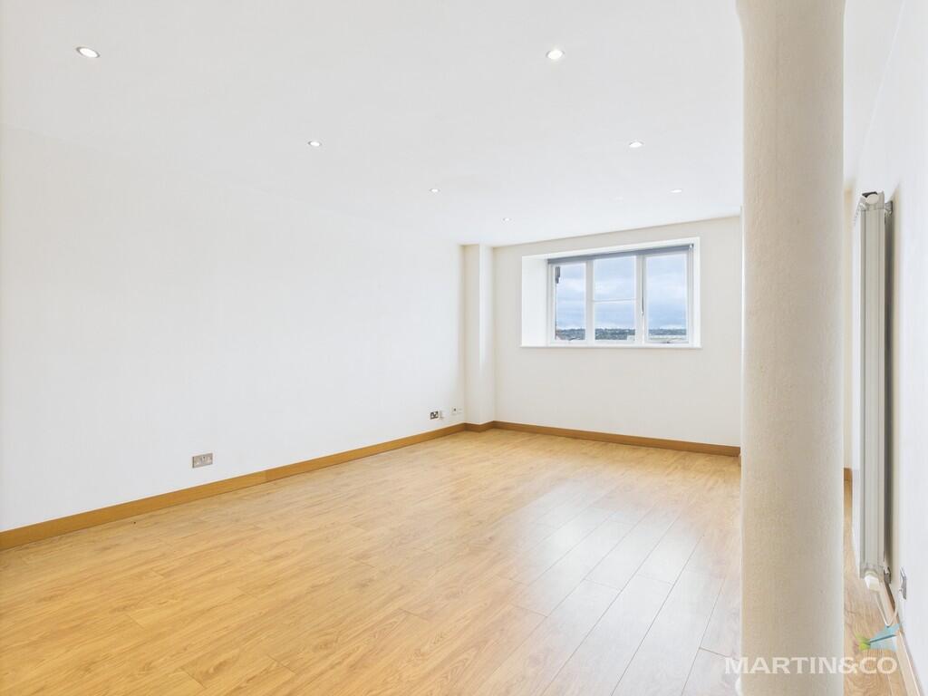 CAM03111G0-PR0352...