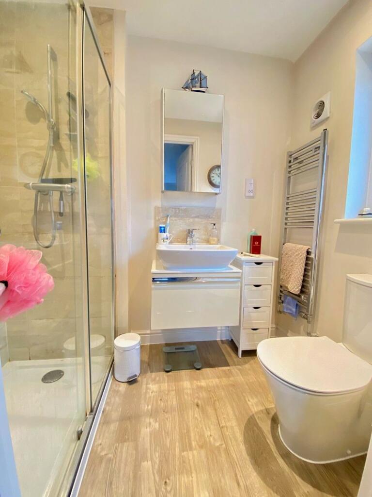 The En Suite