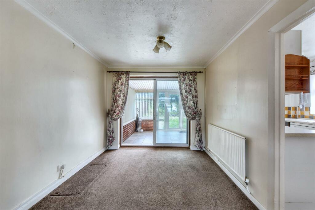 Dining Room_2.jpeg