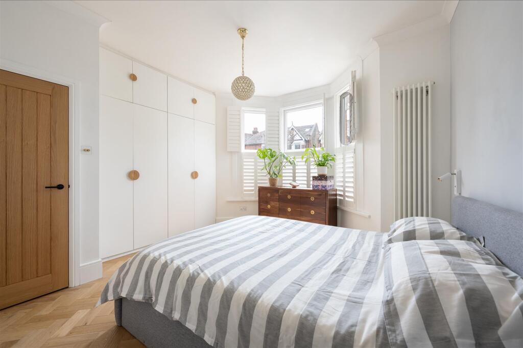 65a Fladgate Road, E11