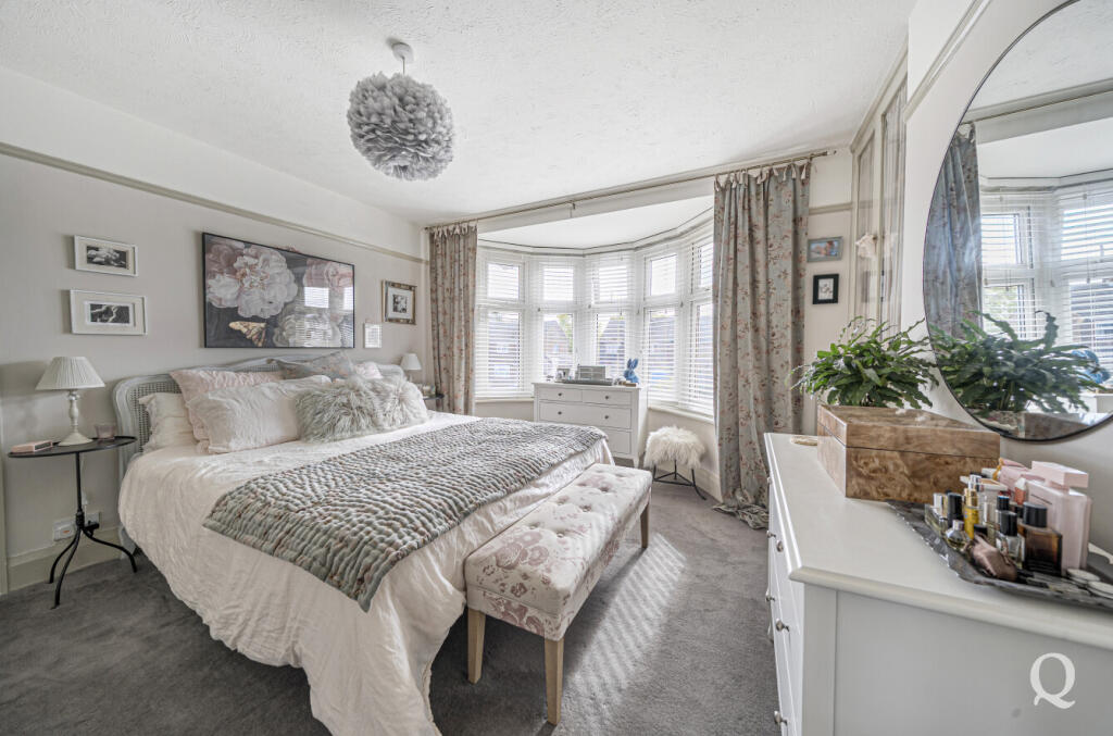 ee29a4d8-7eda-42c...