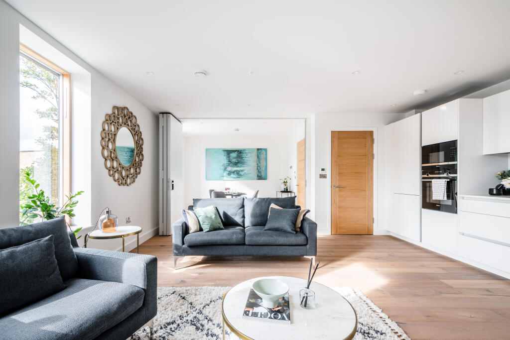 Blackburn House 22 - 26.jpg