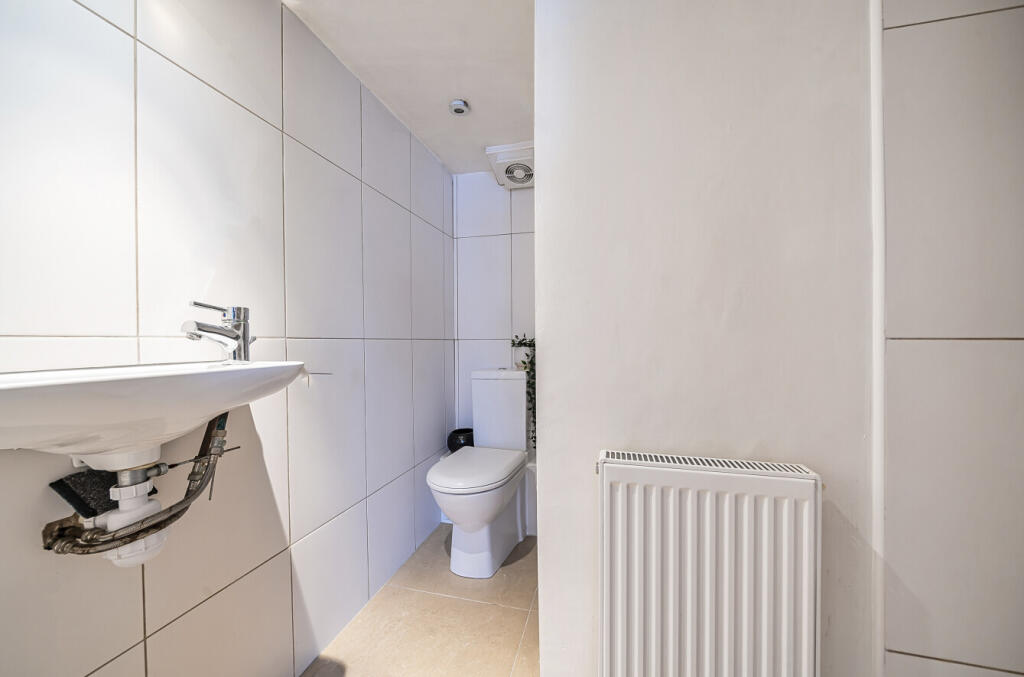 1293978-13-68272c...