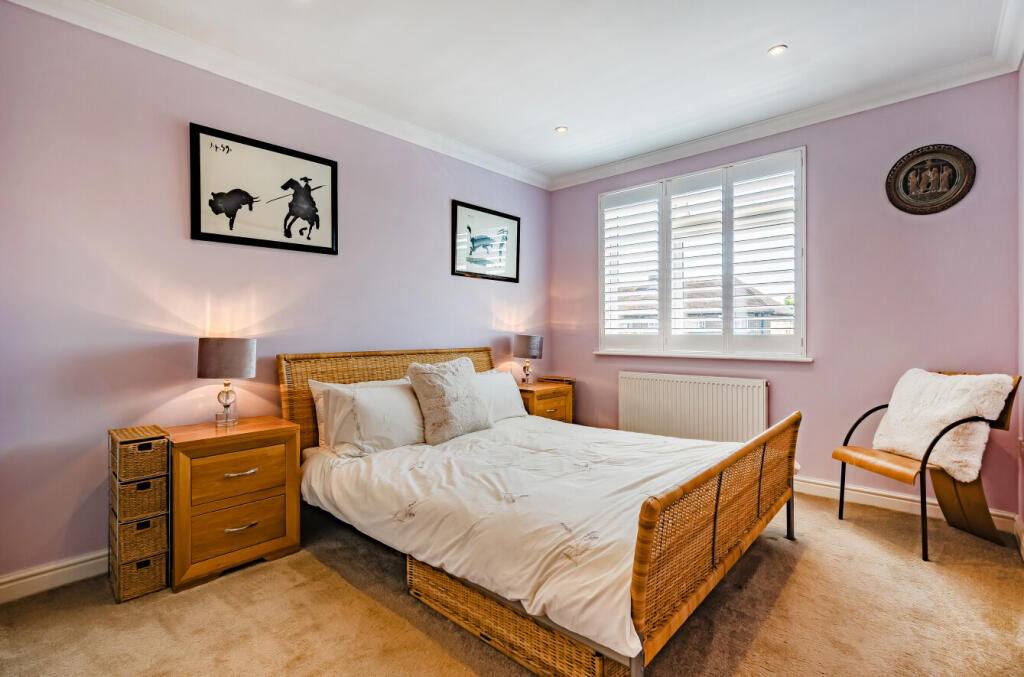 1341163-37-689f34...