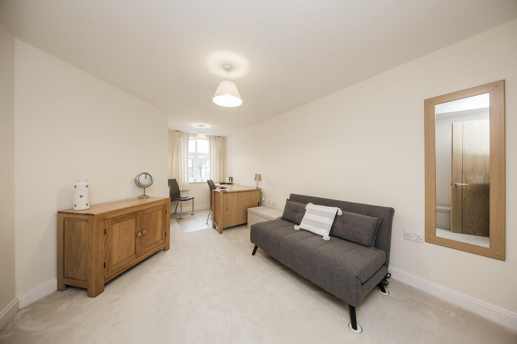 Bedroom (2)