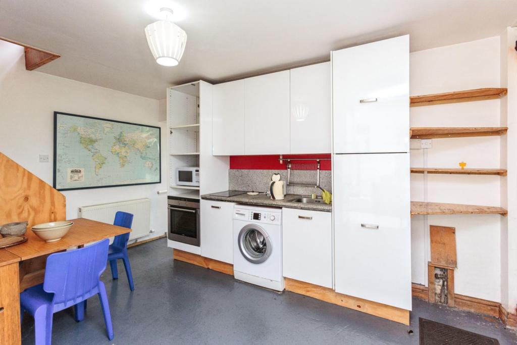 Annexe Kitchen
