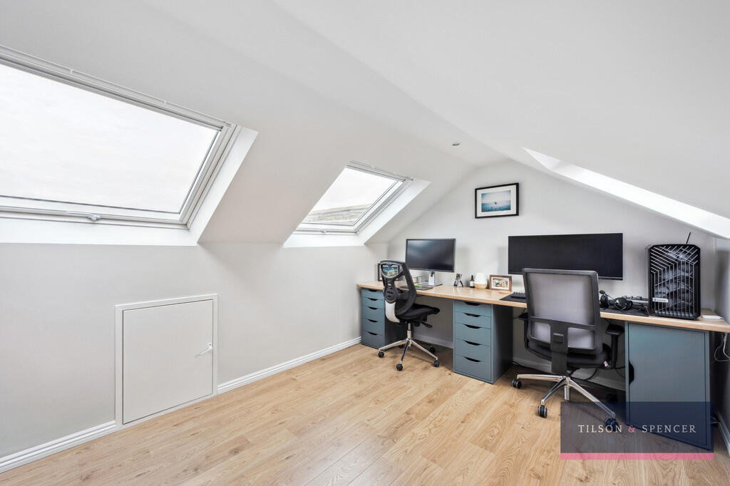 0602202516_TILS_8...