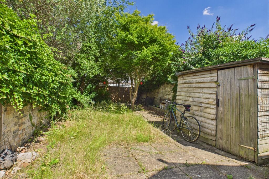 CAM02545G0-PR0440-STILL007