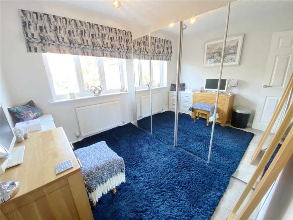 Bedroom 2: