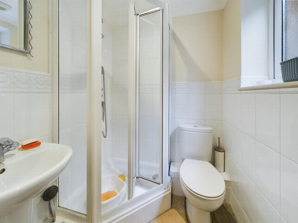 En Suite Shower Room