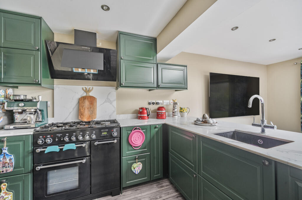 1349426-3-68c80d9...