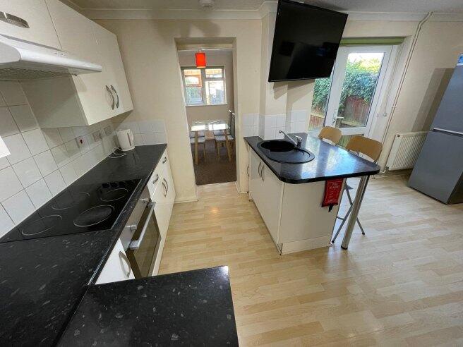 bishops-way-ct2-8ds-952914