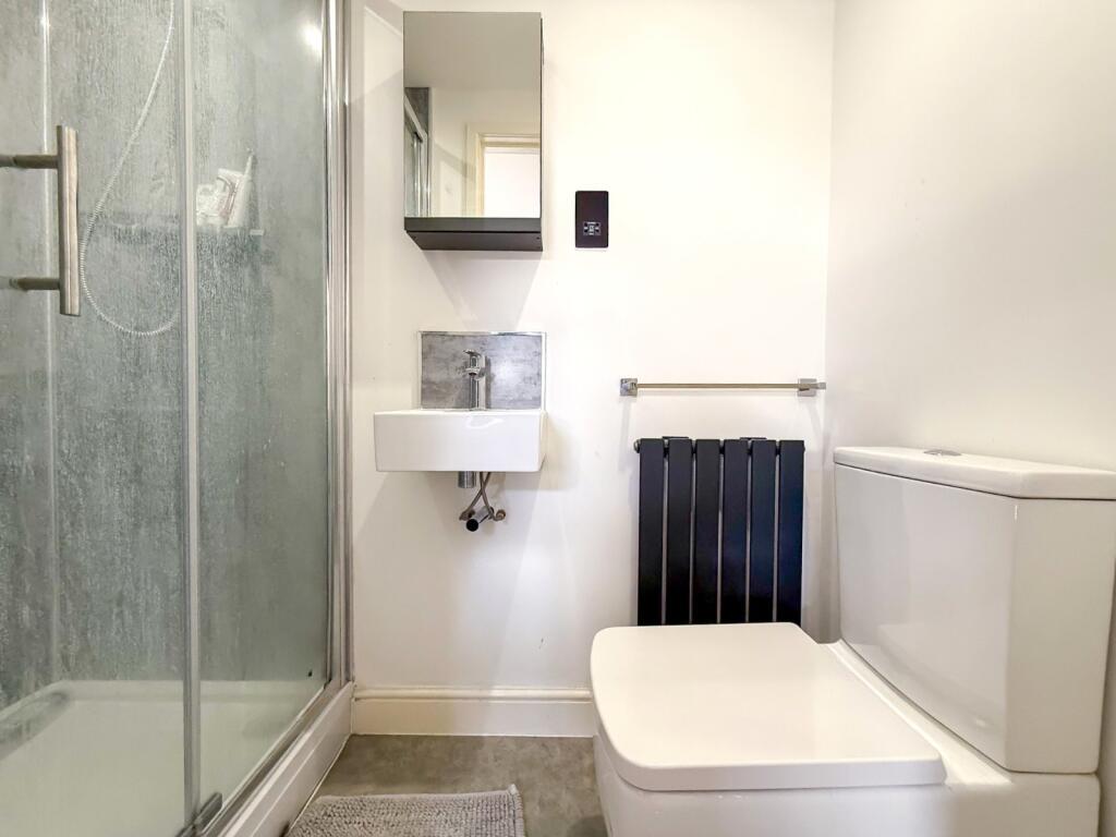 Bedroom Four Ensuite