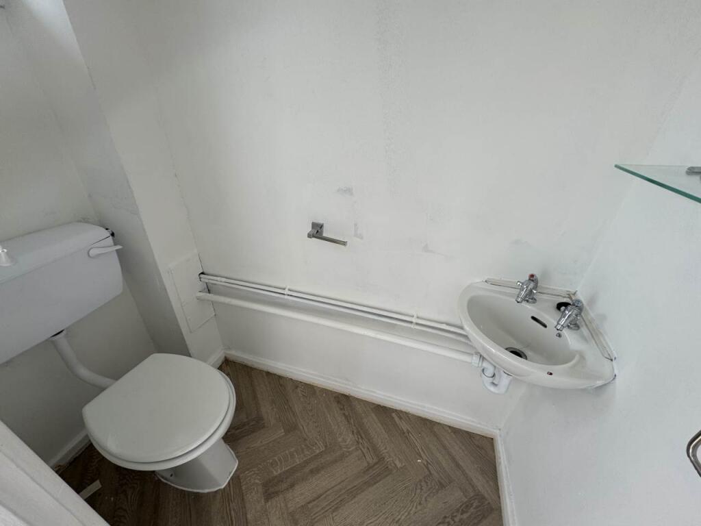 GF WC