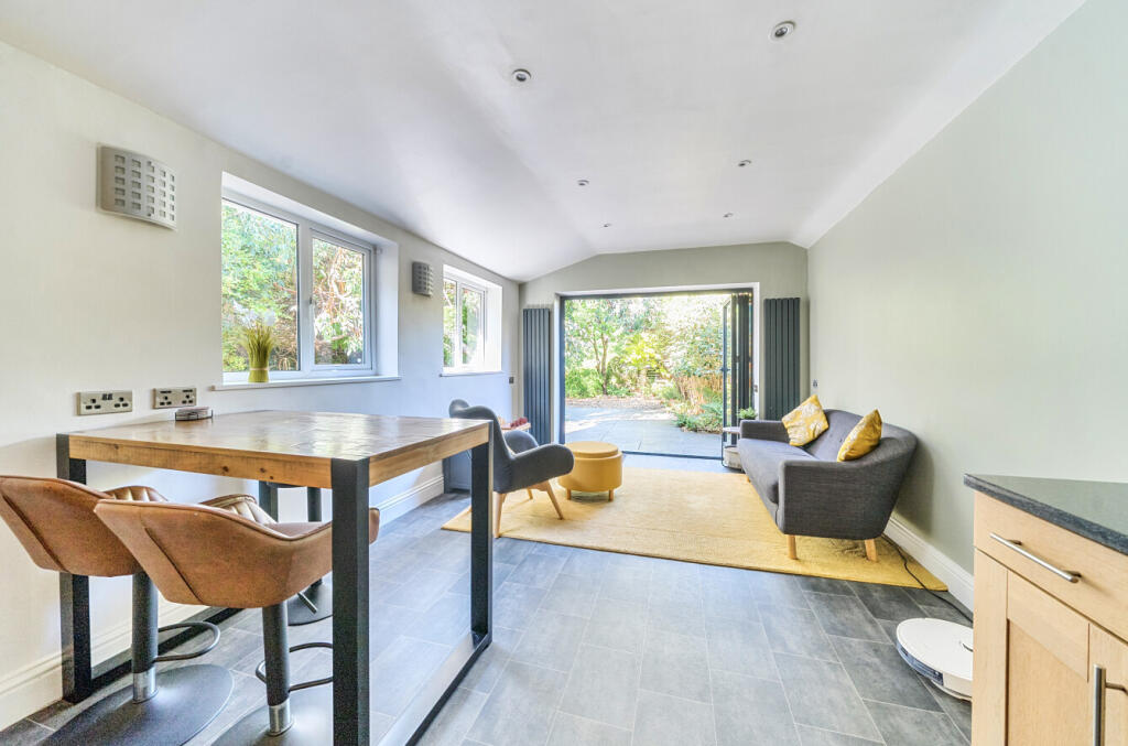 1355597-24-68cd68...