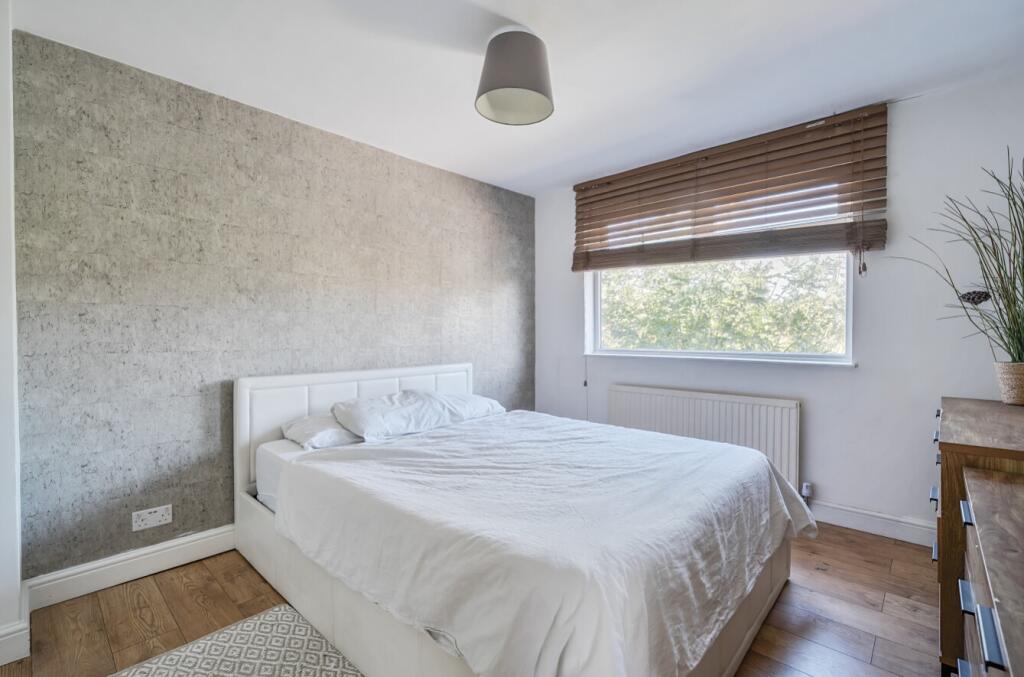 1333889-9-6890f12089404