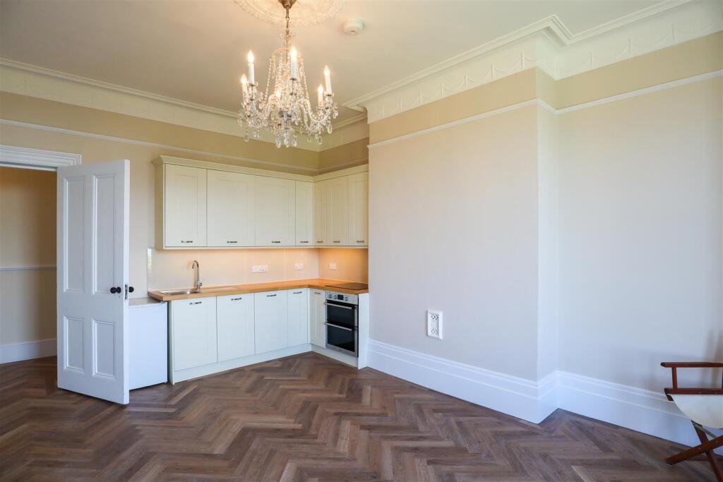 Kitchen/Living Room