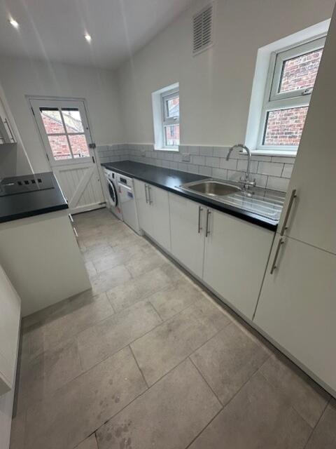 Kitchen 5