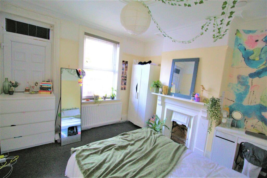 Bed 1
