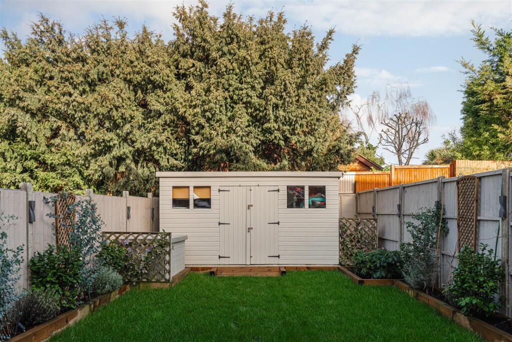 Tulyar Mews, Nork Gardens, Banstead